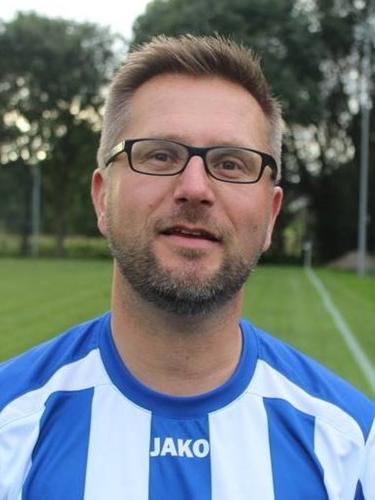 Dennis Tiemann