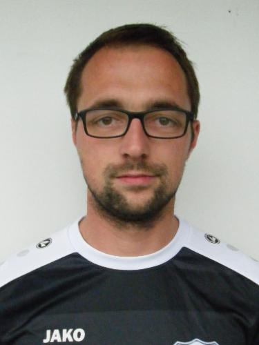 Dominic Knese