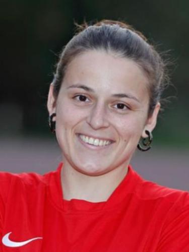 Anika Roth
