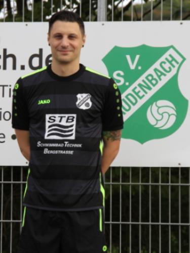 Yannic Rothenhäuser