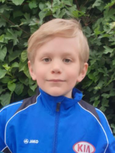 Aidan Lennox Elias Schniedergers
