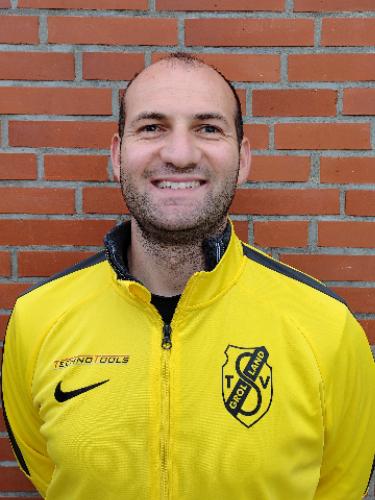Enis Azemi