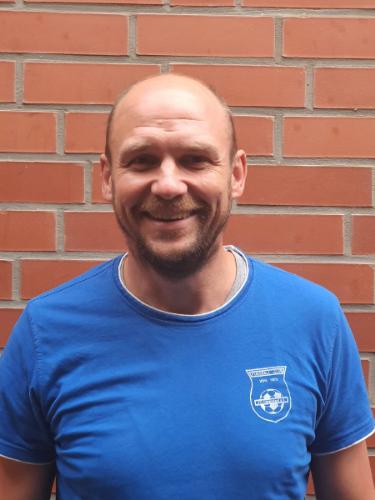 Nils Adam