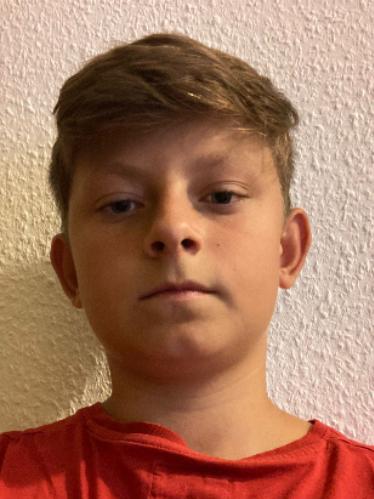 Luca Finn Knospe
