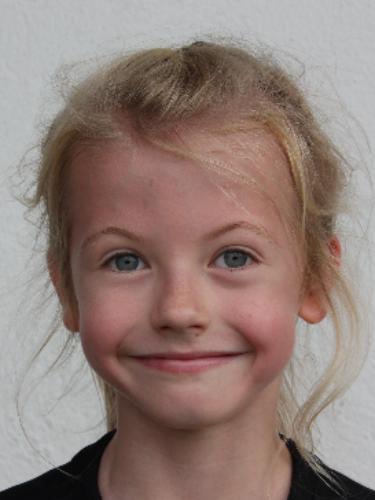 Nele Irina Schönfeld