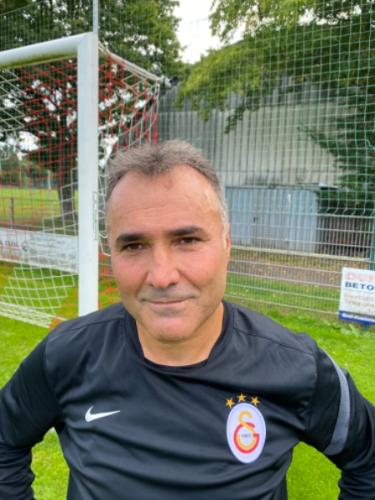 Metin Akcan