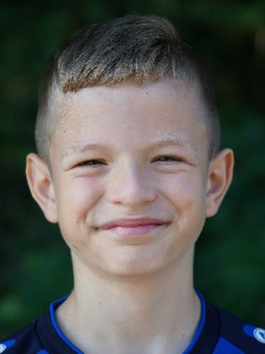 Niko Julienn Parautiu