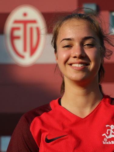 Zoe Volmar