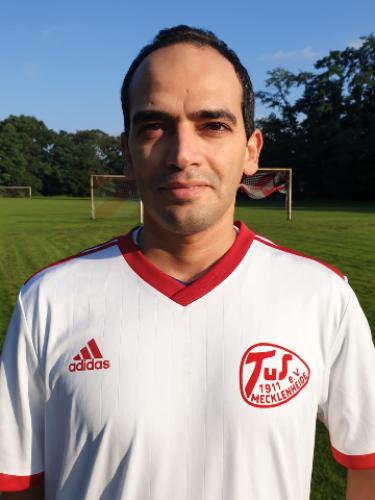 Yahya Delavari