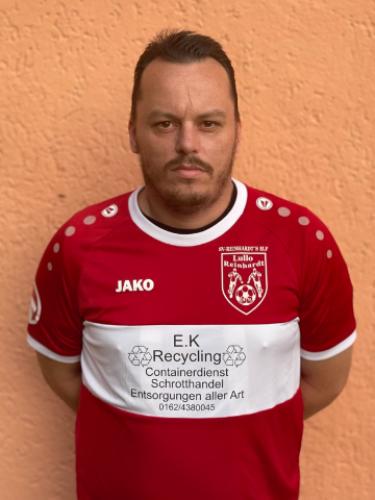 Janosch Weiss