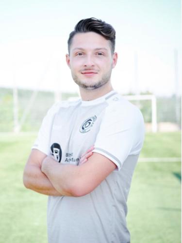 Nikolas Mai