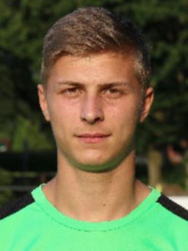 Tizian Hülle