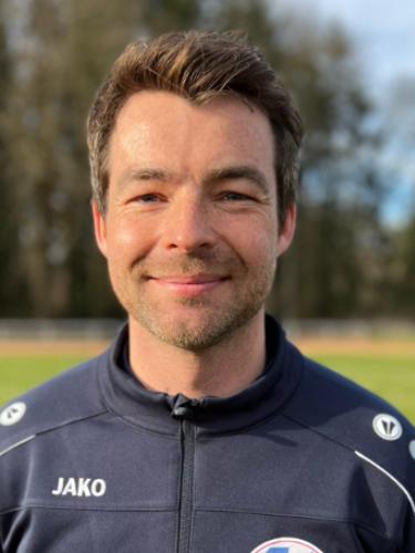 Nils Plüschke
