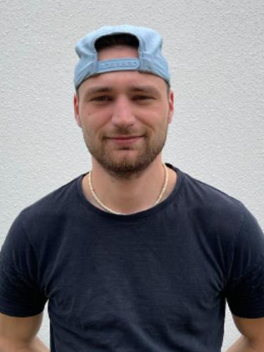 Dennis Mueller