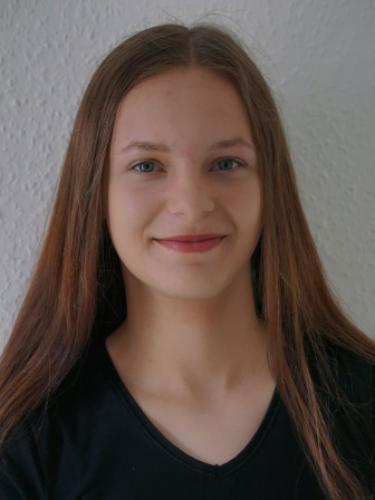 Enya Knackstedt
