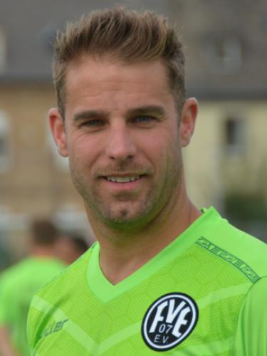 Christopher Freisberg