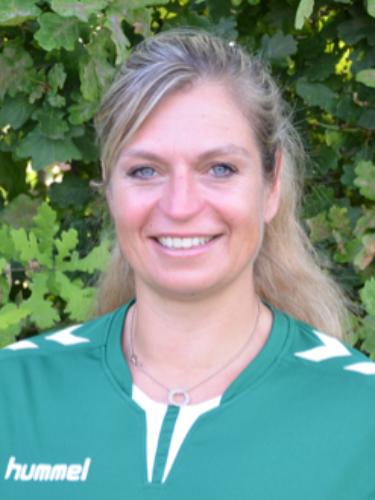 Nadine Knoll