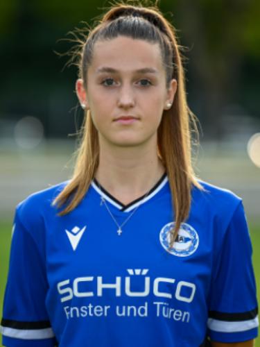 Lilly Taube