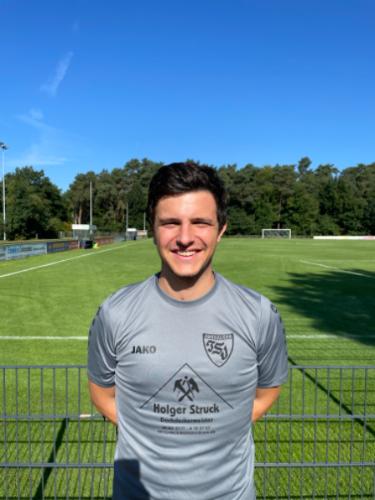 Dennis Cömert
