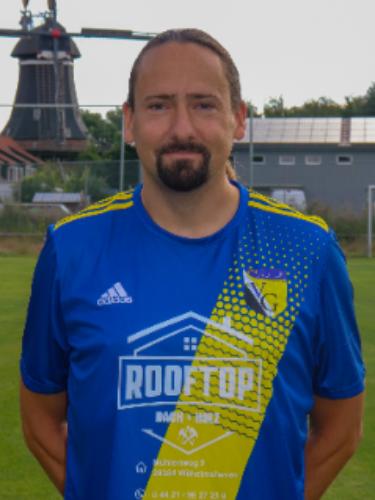 Dennis Ackermann