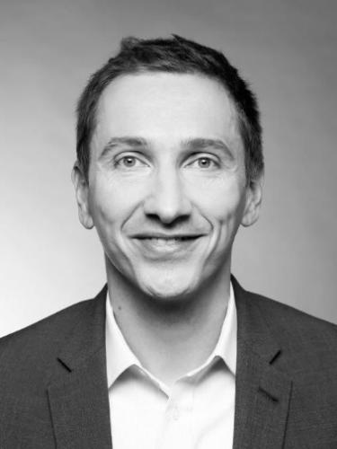 Simon Sterbenk