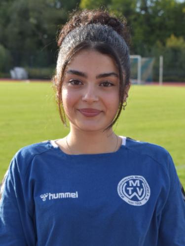 Yasna Parvizian