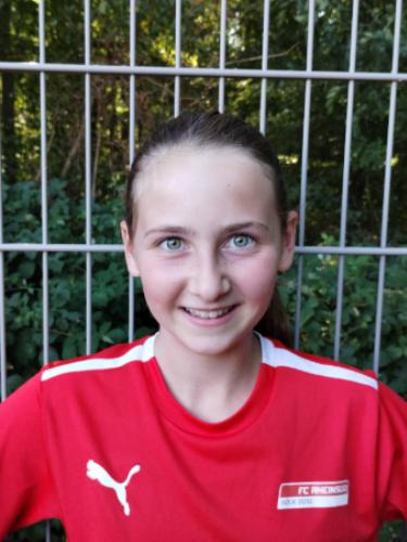Nia-Sophie Goedecke