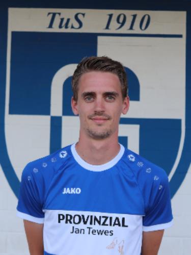 Christopher Backhaus