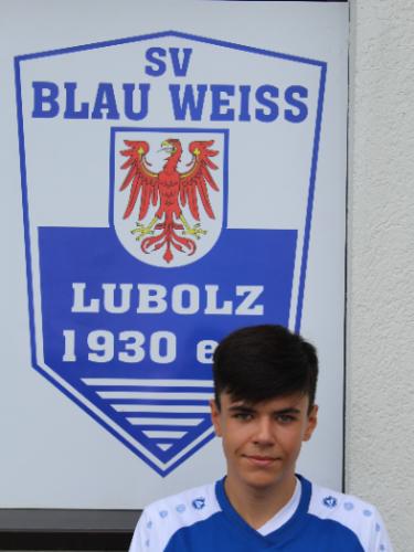 Elias Adrian