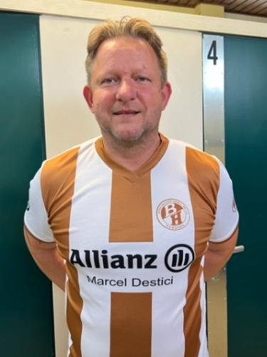 Manuel Zadach