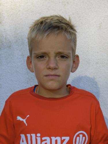Tayo Gauker