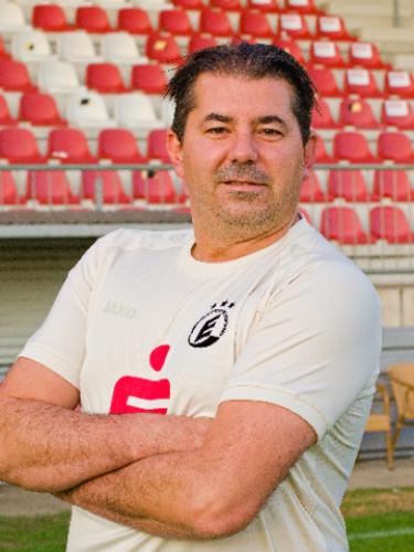 Cüneyt Özkan