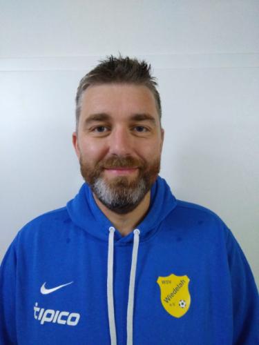 Christopher Schneefuss