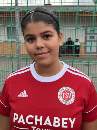 Layana Macmour