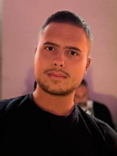 Djavid-Leon Hooshangi
