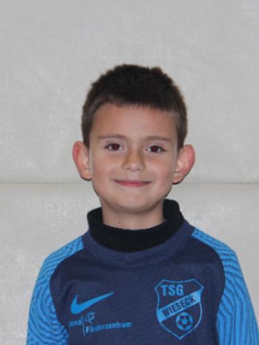 Aron Alija