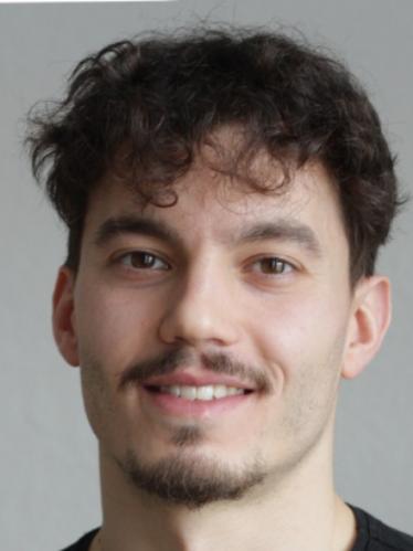 Onur Yesilli