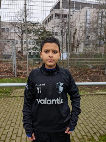 Younes Izzy
