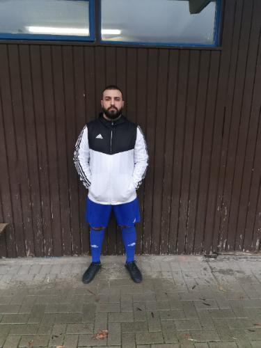 Enis Sayilir