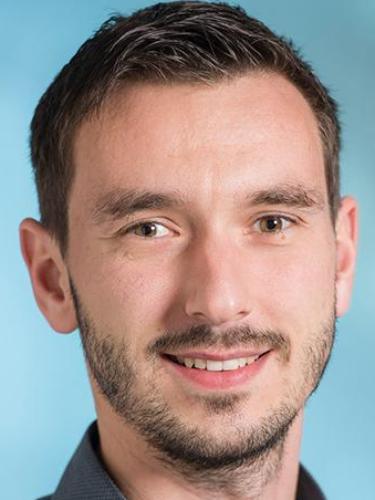 Benjamin Mueller