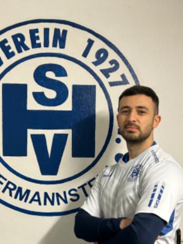 Akin Aydin Oeztuerk