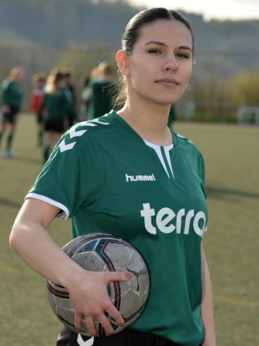 Esranur Merve Ucar