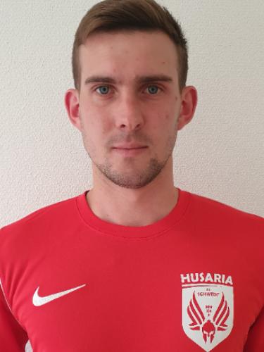 Damian Gluth