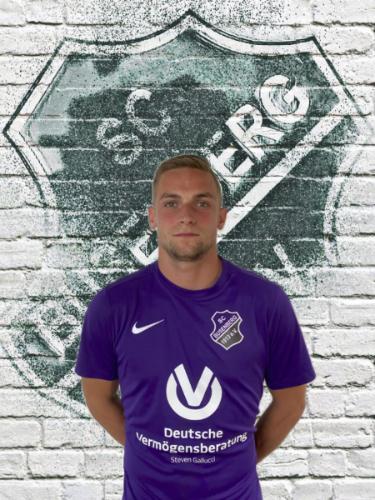 Lukas Becker
