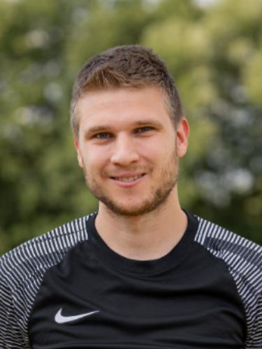 Julian Bernhard