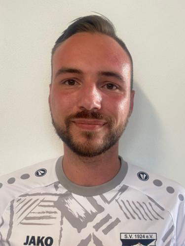 Dominik Ewert