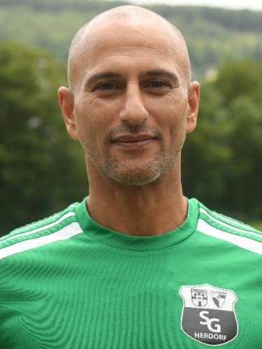Yasar Uygur