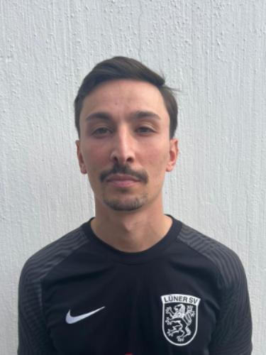 Egemen Özer