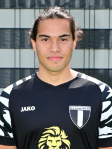 Tobias Chajyapat Becker