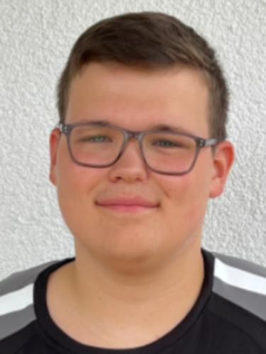 Maxim Hoelzer